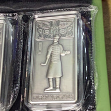 Load image into Gallery viewer, 2022 China Silver Terracotta Warrior Bar 8-pc Set Gem BU