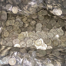 Load image into Gallery viewer, $100.00 Face Value Washington Quarters 90% US Silver Coins